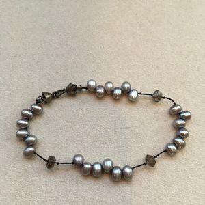 Grey freshwater pearl and smoky quartz bracelet